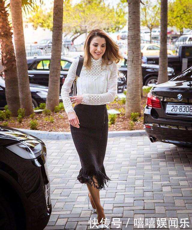 西班牙王后遇上对手，穿套装同框约旦王后略显老，气质也不占上风