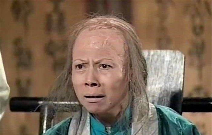 裘千仞#金庸笔下出场是王者,结果是青铜的人物有哪些?裘千丈等4人上榜