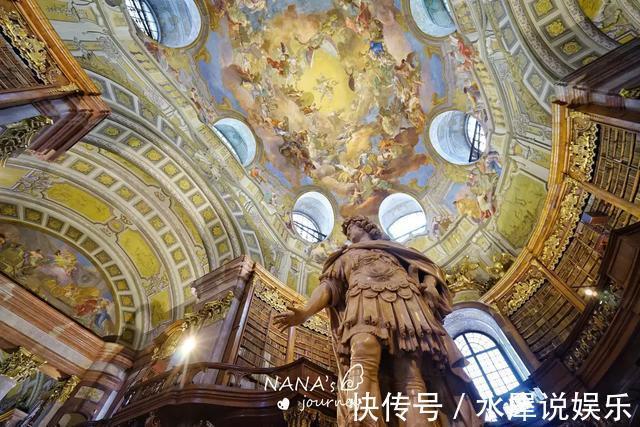 国家图书馆|欧洲曾经的皇家图书馆,如今巴洛克艺术殿堂,游客美的无心看书
