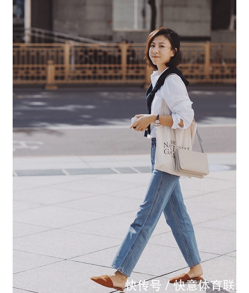 搭配 初秋，唯有“白衬衫”不可辜负，这些搭配思路太值得借鉴