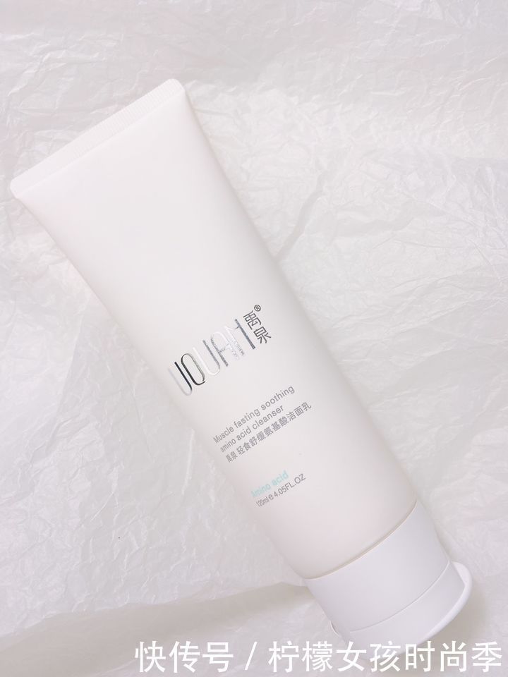 “清水洗脸”和“洗面奶洗脸”哪个更好?皮肤差距,很多人不知道