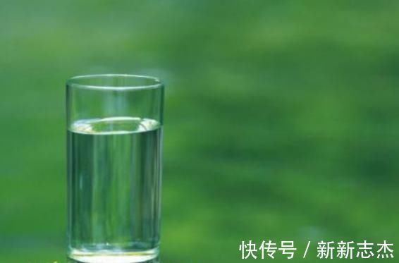 肖超|高烧成了2岁男孩“催命符”,3个退烧小知识,妈妈很有必要了解下