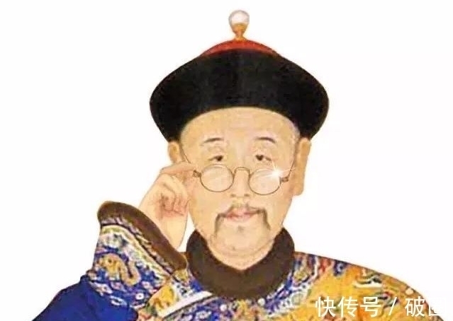 戴眼镜|放大10倍的500年古画,有个男人戴眼镜,古人是如何应对近视眼?