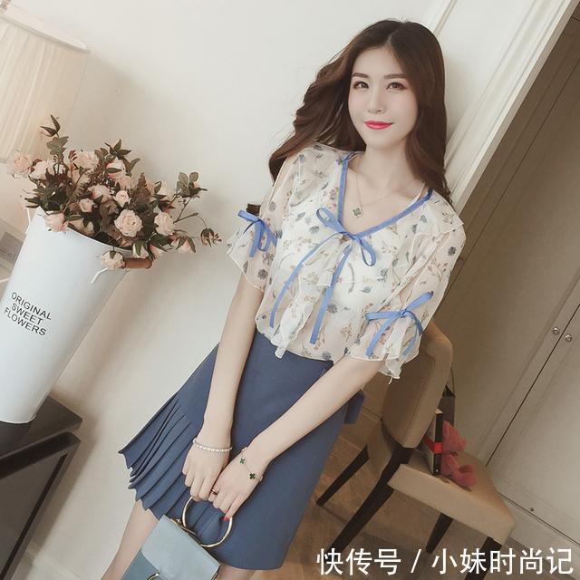 雪纺衫 今年最流行的v领雪纺衫+短裤+短裙穿搭,真的太美了