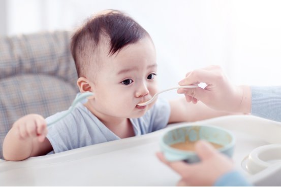 神经元|要宝宝聪明,要抓住两个高峰期:一个在出生之前,一个在出生以后