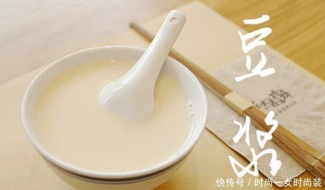 豆浆|蒸鸡蛋羹,别再用水蒸了!换成它,鲜嫩Q弹,光滑如镜,没蜂窝