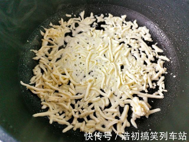 焗红薯|网红芝士脆皮鸡,一口平底锅就搞定,咸香酥脆,学会不用点外卖了