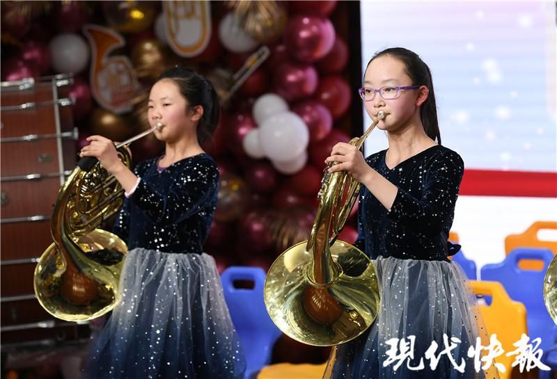  大雪纷飞，一起来听小学生的新年音乐会！