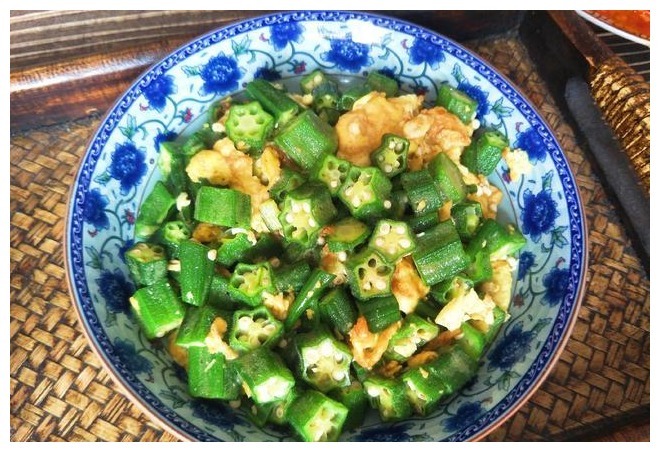 秋葵最好吃的做法，营养不流失，秋葵翠绿味道好，孩子吃得真香