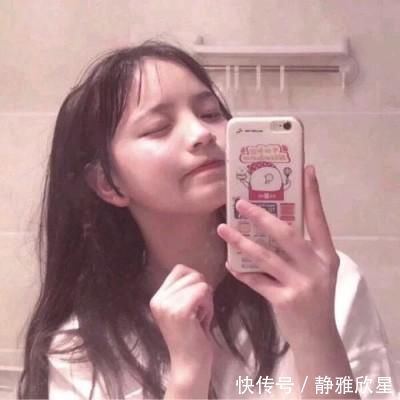 初中女生脸上有这3个“特征”,八成被“上帝吻过”,男生缘不会差