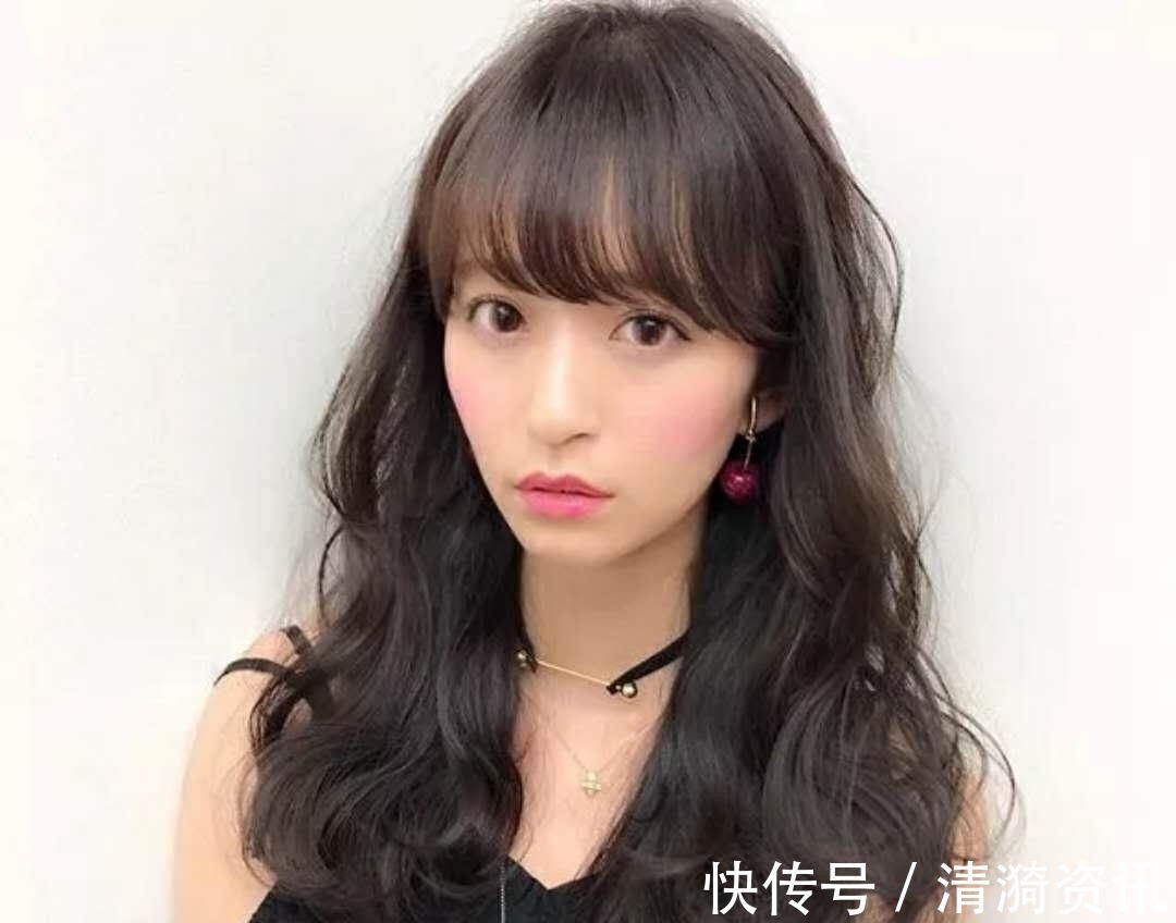 额头 女生只要了解这四个细节,你就知道自己的脸型适合什么发型了!