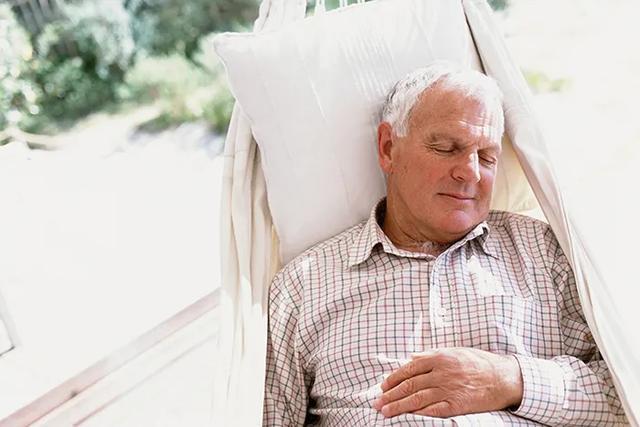 睡眠呼吸暂停|血糖一高，身体会有5种变化！戒三物，做三事，血糖更平稳