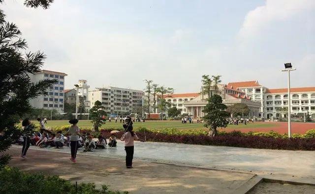 豆豆|“妈矮矮一窝”?别被骗了,这些方面功课做足,孩子个头不会太矮