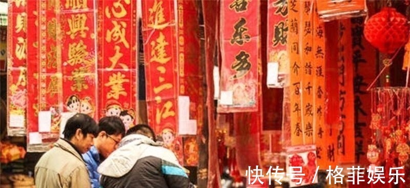 富绅#火葬场出一上联:“早来晚来早晚得来”,下联一出,让人很不舒服