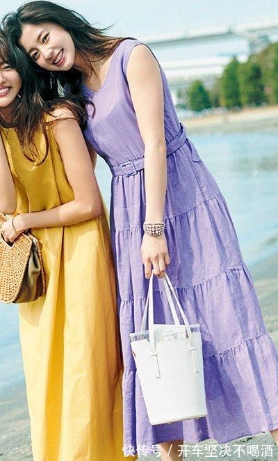 搭配师 海边穿搭不一定选浅色,搭配师亮色更出众,试试这3种时髦单品