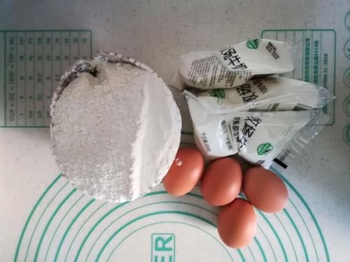 这么地道的中式早餐，在家自己就能做，外酥里嫩，美味可口