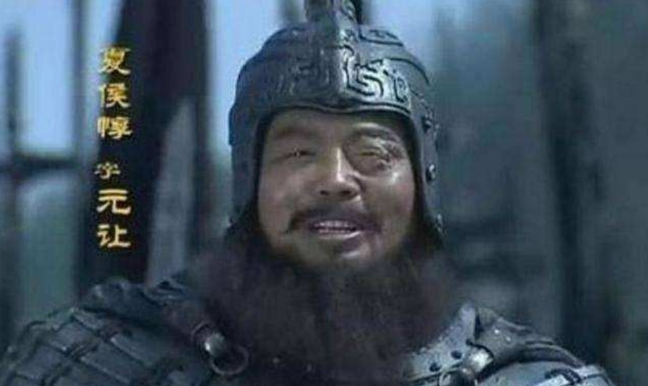 剩下|曹操帐下有四位大将看不起关羽,被关羽杀了两位,剩下两人都怂了