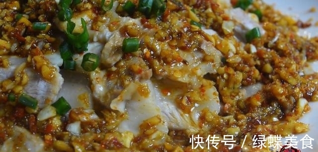 搅拌均匀|蒜泥白肉最好吃的做法,简单美味又下饭,看看你喜欢吃不?