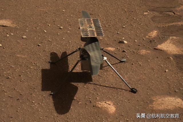 自莱特兄弟地球首飞117年后，第二个星球——火星直升机首飞