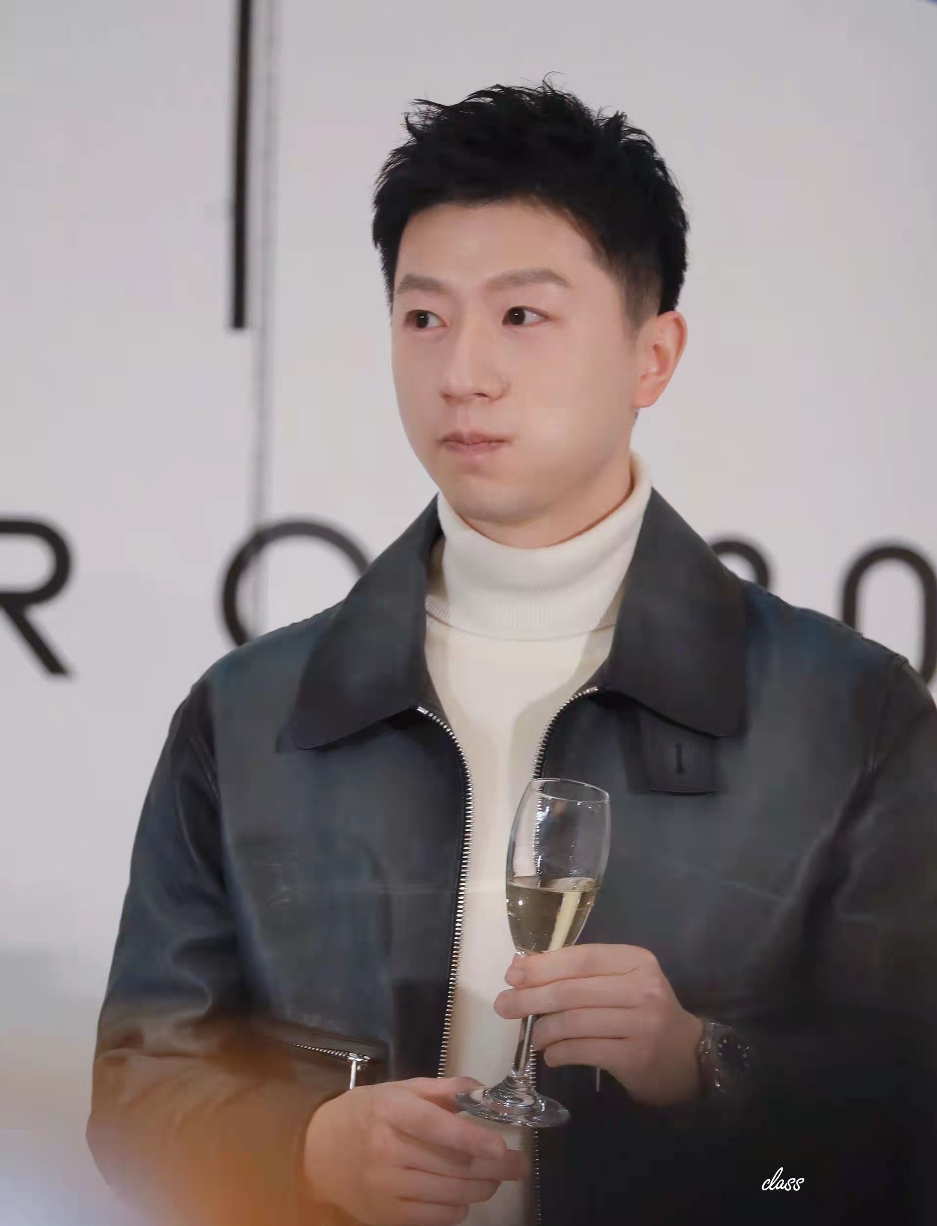 马龙|许昕、刘诗雯去海南!马龙来青岛!三位奥运冠军,2022新年都很忙