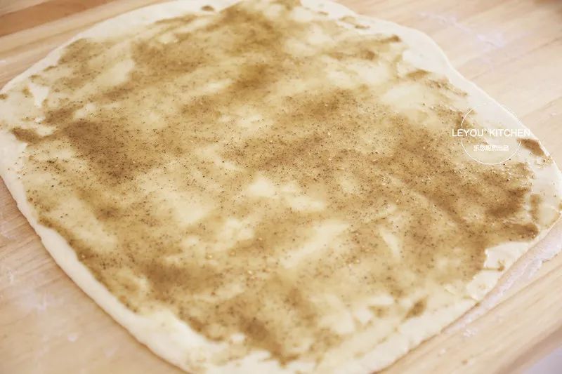 1斤面粉做6个烧饼,不油不腻,平底锅就能做,刚好全家人的早餐