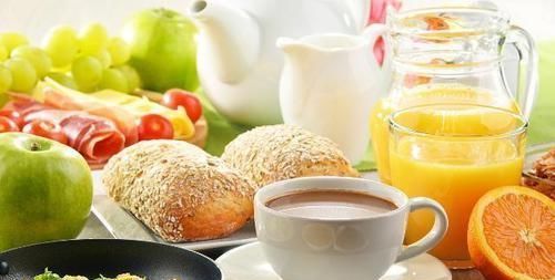 糖尿病人记住,早上“2坚持”,晚上“1不要”,糖尿病离你会更远