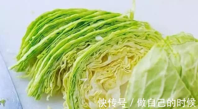 椰枣|幽门螺杆菌的“杀手”, 每天用它泡水喝, 杀菌养胃, 远离老胃病