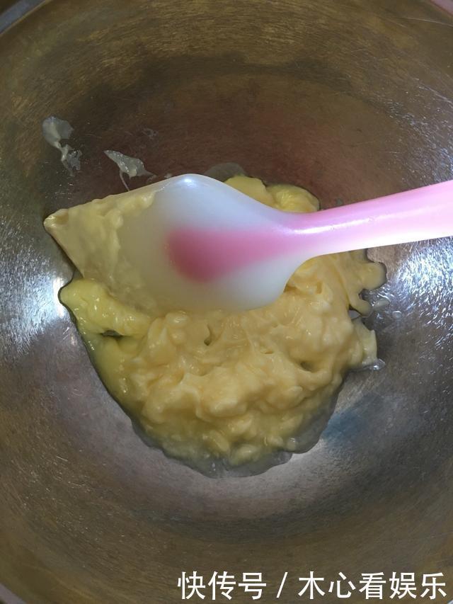 花生做成|花生还能怎样吃此款酥脆的花生小饼干,吃完一根就会想吃第二根