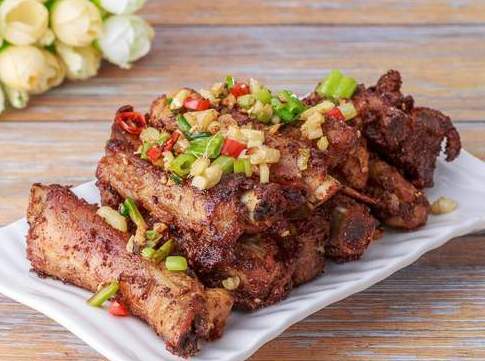 发芽|吃不完的大蒜难保存?教你一个简单实用小窍门,放到过年也不发芽