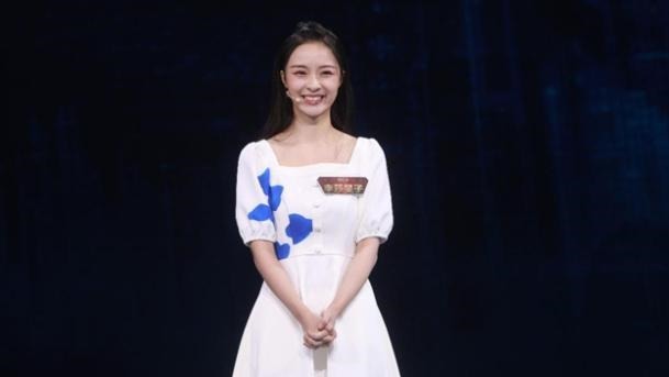  李莎|李莎旻子退出湖南台小花之争，缺席晚会主持，在其他电视台出现