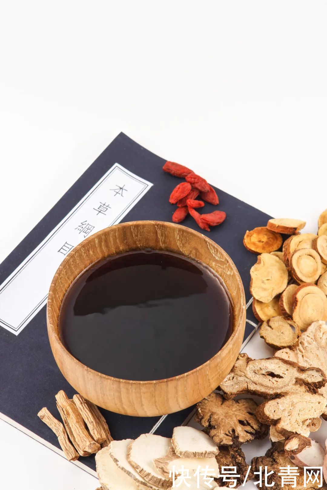 芳香药|“五毒月”里 辟秽香草这样选