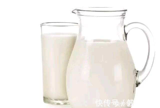 食物|经常腰疼,可以多吃3种食物,现在知道还不晚