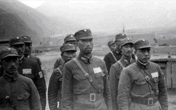 军事史|上级命他死守7天，他错听成“守47天”，结果打出军事史上的奇迹