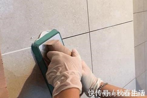 新房|瓷砖美缝做平的好还是凹得好外行人不懂而上当,完工后全是刮痕!