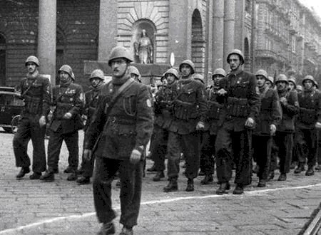 小国|欧洲最狂的弹丸小国,仅有200名民兵却敢向中国宣战,1个月后被灭