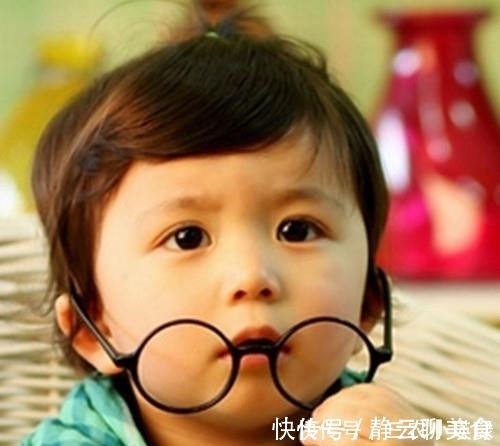 儿科医生|伤害孩子视力的不只手机, 儿科医生告诉你 4样东西才是“元凶”