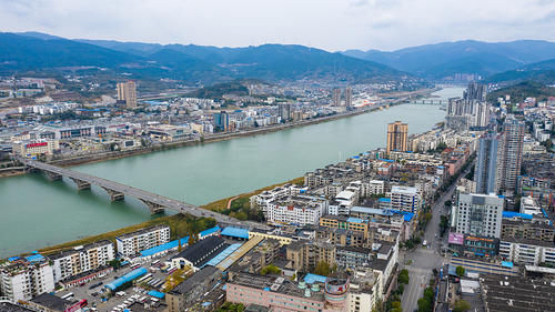面积|王健林建议购房者：买三不买二，面积不超过110平，有何道理呢？