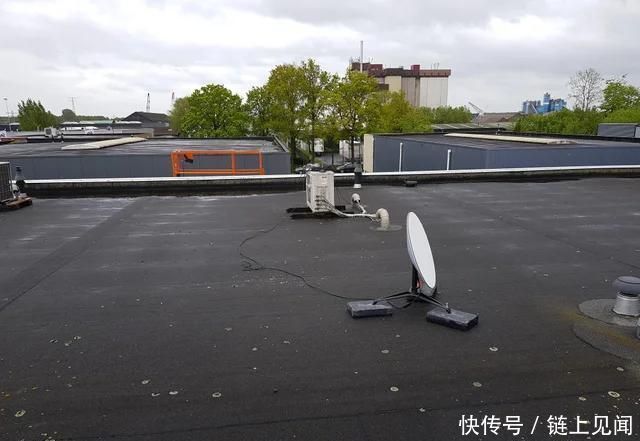 荷兰 SpaceX已经在荷兰提供Starlink互联网服务,下载速度276Mbps