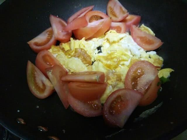 坚持每周吃,脸色红润,腰也细了,闺蜜直夸越来越好看