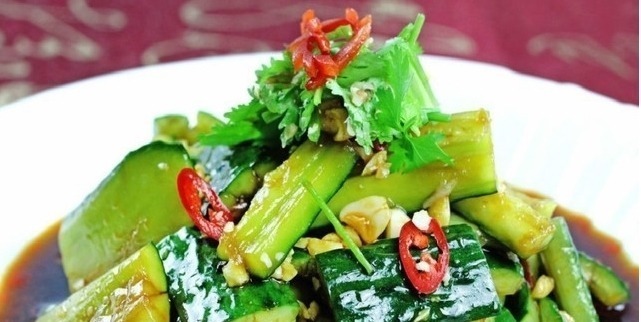 喝酒超“硬”的5道下酒菜，个个都很经典，少一样老酒鬼都喝不嗨