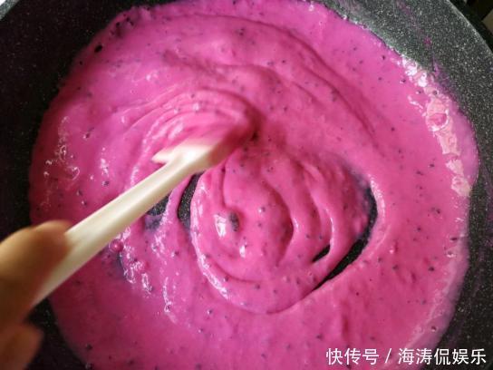 冰淇淋|一个火龙果,一盒牛奶,搅一搅切一切,入口即化,比冰淇淋好吃