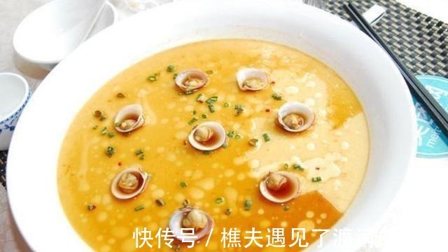 蛋羹|蒸鸡蛋羹应用凉水还是温水?学会这一招,出来又滑又嫩无蜂窝!