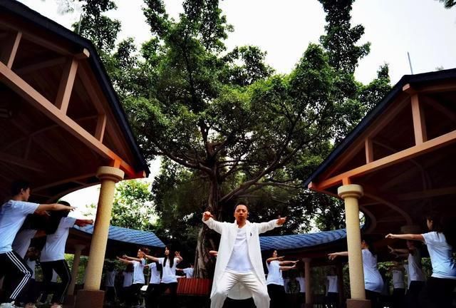  音乐|非遗活态传承之《青城太极》在星海大学城校园内留下了芳踪处处