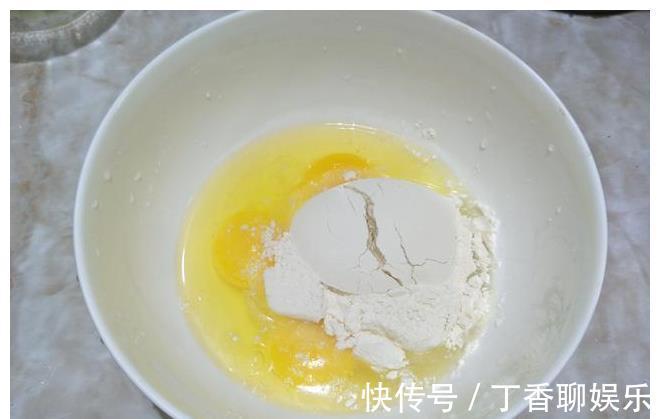 营养|宝妈做给孩子的早餐饼,好吃又营养,学会不用买早餐了