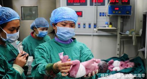 多胞胎|如果能顺产,谁又想挨那一刀呢?剖腹产不一定是自己的选择!