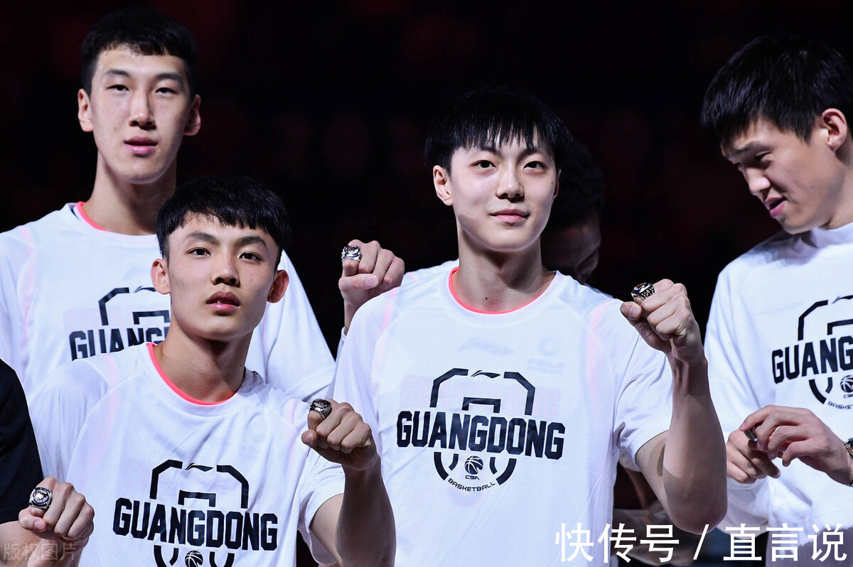 广东队|下午17点,广东男篮官宣惊喜,杜锋爱将终于回归,赵继伟麻烦了