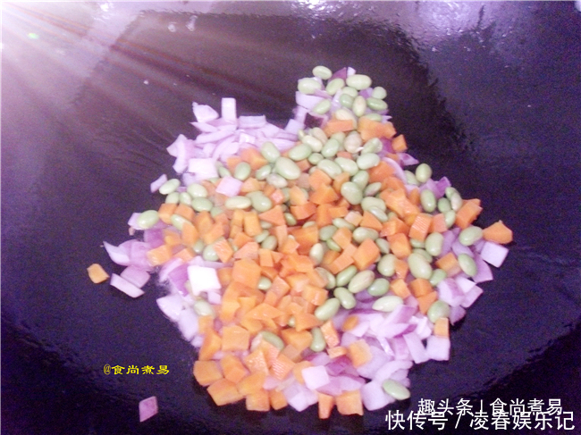 胡萝卜|此款炒米饭，食材简单很平常，味道香喷喷，吃一次想念一辈子