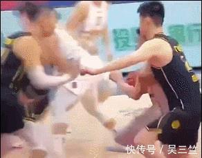 纪卓|瞧瞧这暴脾气!轻轻一拨说人砸他不尊重!孙铭徽这节奏带的真过分