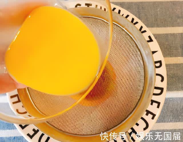 蛋羹|蒸鸡蛋羹，加水直接上锅蒸是大忌！牢记“4忌”，蛋羹比豆花还嫩