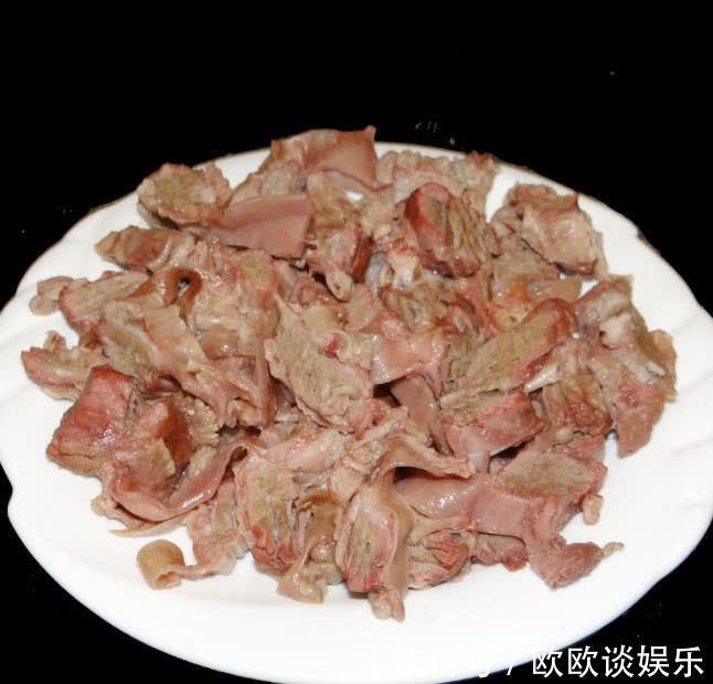 隔膜|猪身上此种肉,比牛肉便宜,比羊肉更营养,孩子吃了个子猛长